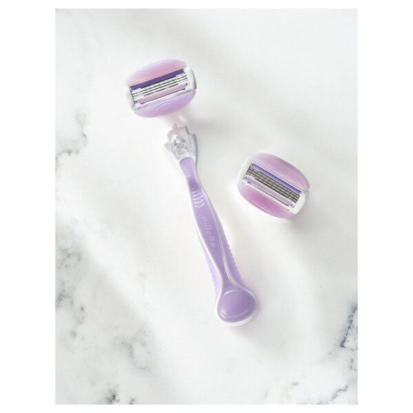 ⁦Gillette Gillete Venus Comfort Glide Breeze Handle + 2 Blades⁩ - الصورة ⁦2⁩